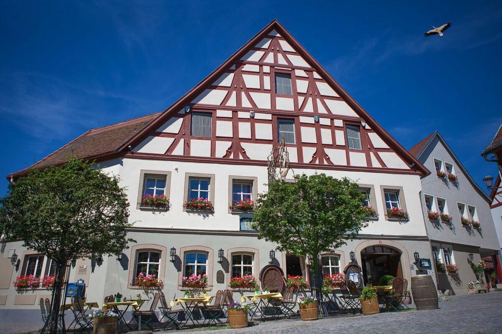 Flair Hotel Zum Storchen Bad Windsheim Buitenkant foto